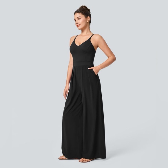 NEW HALARA Breezeful™ Wide Leg Resort Slip Black Women's Jumpsuit Sz XS - Picture 3 of 14